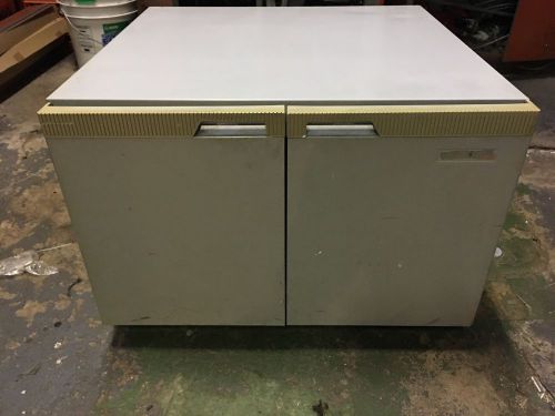 Metal Rolling Cabinet