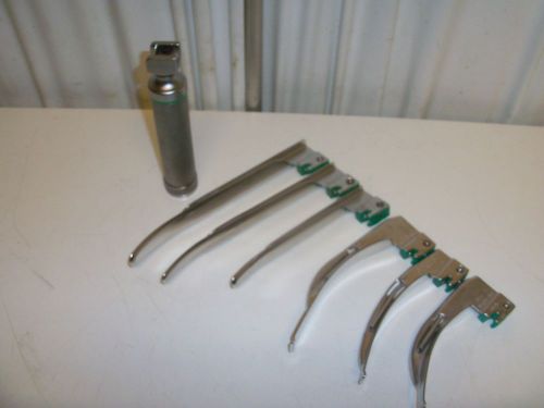 Welch Allyn Fiber Optic Laryngoscope Handle and 6 piece Mil Mac Blade set 60813