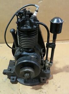 Briggs &amp; Stratton FH Gas Engine Hit &amp; Miss SN# 44395