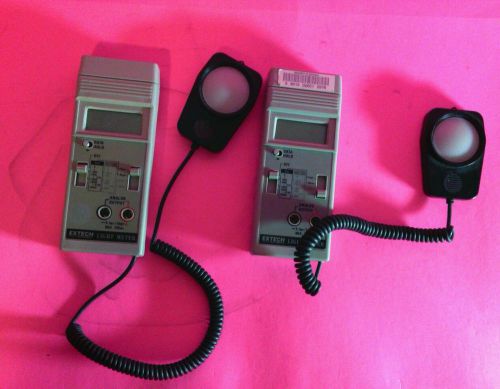 A LOT OF 2 EXTECH L117749 &amp; l246549 , Light Meter