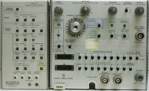 Tektronix 7D01 plug-in with DF1 display formatter for series 7000 oscilloscopes