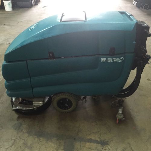 TENNANT 5680 WALK BEHIND FLOOR SCRUBBER &#034;No Reserve&#034;