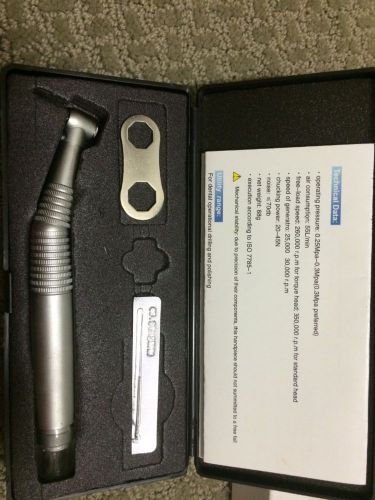 LED handpiece integrate E-generator