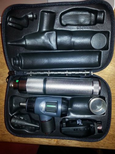 Welch Allyn 97200-MC Otoscope Ophthalmscope Set