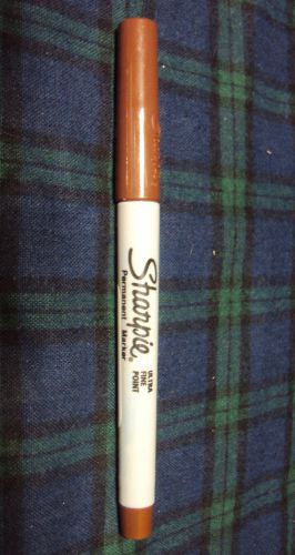 Sharpie Ultra Fine Point Permanent Maker           BROWN