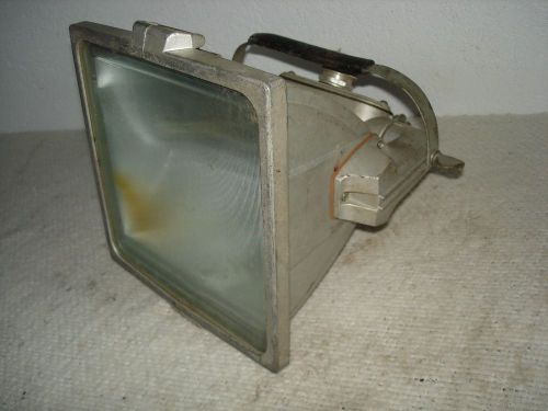 ANTIQUE VINTAGE USMC APPLETON EXPLOSION PROOF ALUMINUM FLOODLIGHT SPOTLIGHT EXC