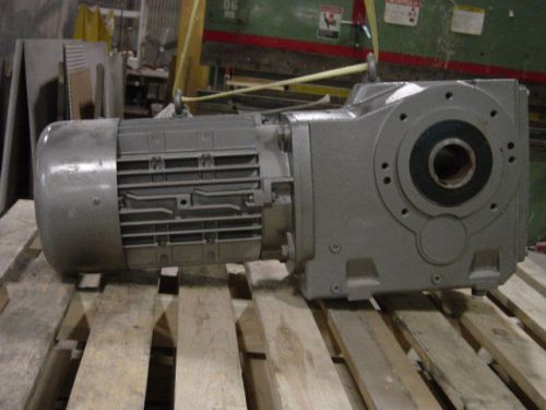 NEW:  NORD GEARMOTOR 5.6 KW, 62 RPM, 3/60/380 SK9042.1AZK-132/4-CUS