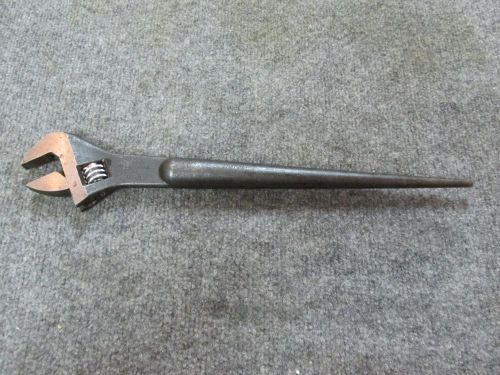 Klein Tools Adjustable Construction Wrench Klein # 3239 - Spud Wrench CRECENT