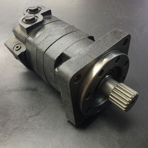 NEW CHAR LYNN HYDRAULIC MOTOR 109-1470