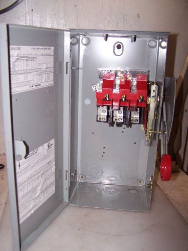 Cutler hammer 30 amp nema 3r outdoor non-fused safety switch dh361ugk   600 vac for sale