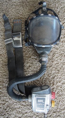 SCOTT AIR PAK II  REGULATOR &amp; SCOTT MASK