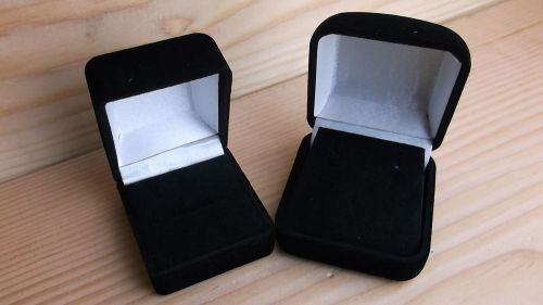 Black Velvet jewelry Display box