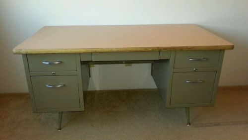 VINTAGE 1960&#039;s AMERICAN DESIGN EXECUTIVE METAL DESK TANKER FIVE DRAWER 60&#034; X 30&#034;