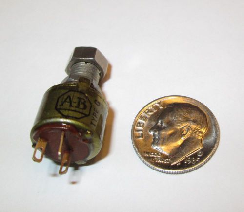 250K OHM MINIATURE POTENTIOMETER A-B RV6-SIZE LOCKING NOS 1 PCS.