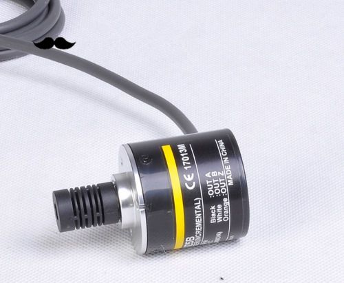 1PC OMRON  rotary encoder  E6B2-CWZ5B  2500/R 12-24V DC   NEW In Box