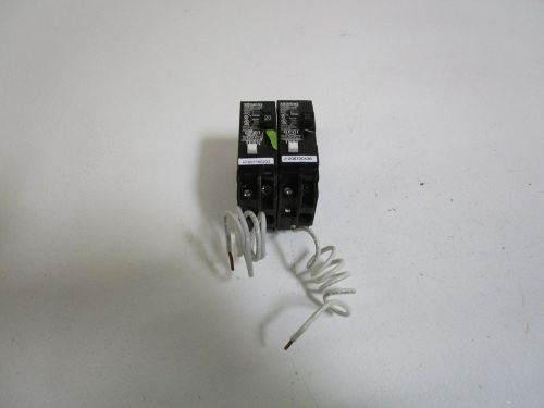 LOT OF 2 SIEMENS CIRCUIT BREAKER 20AMPS 1P QPF *USED*