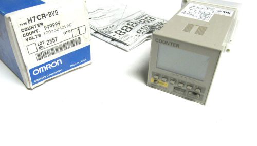 NIB .. Omron Counter 240VAC Cat# H7CR-BVG ... VM-17D