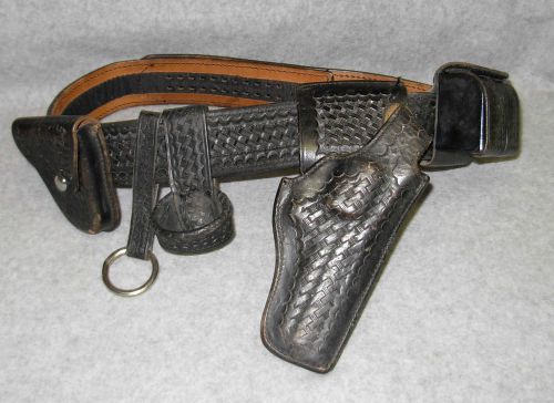 VINTAGE SAFARILAND VELCRO BASKETWEAVE DUTY BELT W/ ACCESSORIES 229 COLT HOLSTER