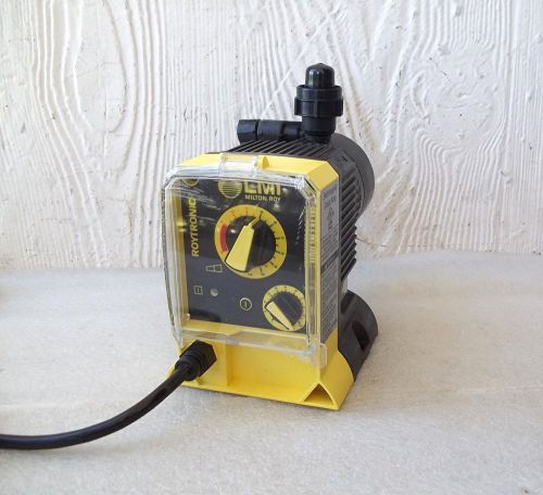 LMI Milton Roy A162-833SI Metering Pump 2 GPH / 50 PSI  220-240V ~ FREE SHIPPING