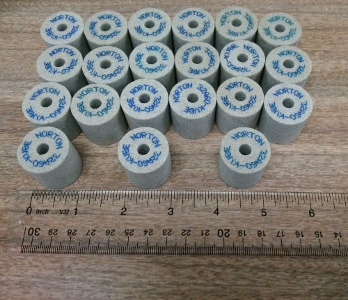 21 Norton Abrasives Alundum Grinding Wheels 1”x1&#039;&#039;x 1/4&#039;&#039;#32A60-KVBE New