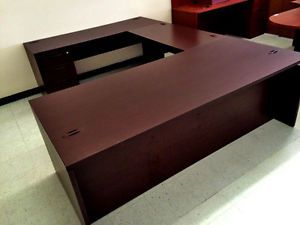 DD-010 - Dark Espresso - 7&#039; x 9&#039; GREAT CONDITION - Desks