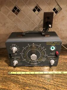 PACO C-20 Resistance Capacity Ratio Bridge Leakage Tester Powers On Vintage