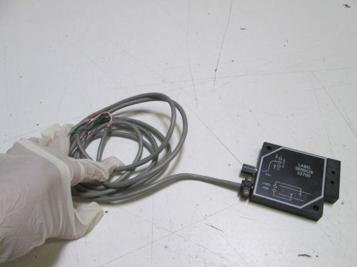 BANNER LABEL SENSOR 32700 *USED*