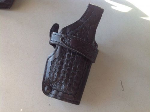 Safariland Holster Model 3804 Rt. Hand S &amp; W 070-610 Medium Duty