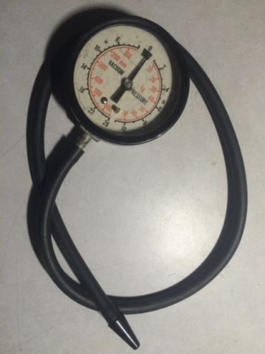 Vacuum and Pressuse = 2 3/4&#034; Vacuum/Pressure Gauge to 26psi - 11lbs - Tests OK