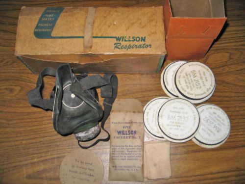 Willson Respirator #45D, Box &amp; Access’s NEW OS VINTAGE