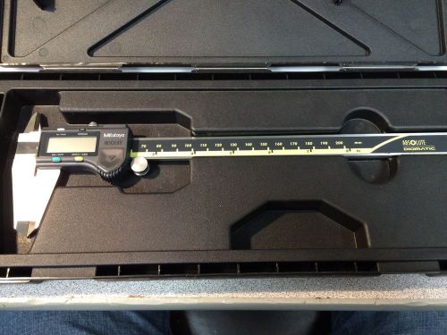 Mitutoyo Model 500-172-20 0-8&#034; Absolute Digimatic Caliper CD-8&#034;CX with case