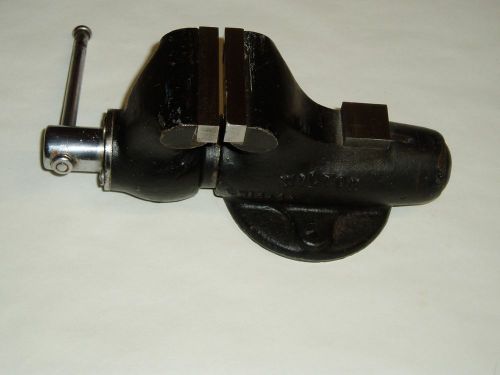 VINTAGE WILTON BABY BULLET VISE 2&#034; JAWS MADE IN CHICAGO, IL - NICE