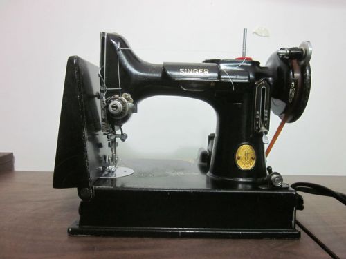 SINGER Featherweigth  SEWING MACHINE DENIM CANVAS