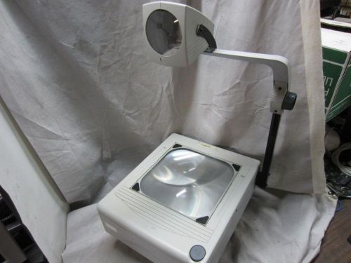 3M 1730 Overhead Transparency Projector 1700AJP