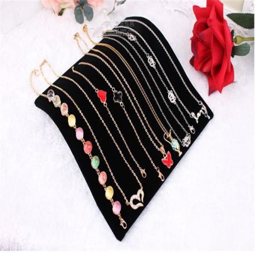 Valuable Great Velvet Necklace Chain Pendant Display Jewelry Organizer Wave ABUS