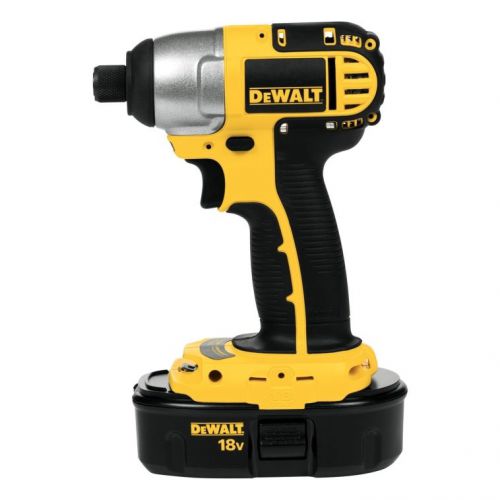 DEWALT DC825KS 1/4&#034; 18V Cordless Impact Driver Kit DC825 - NEW