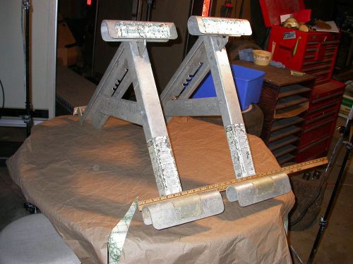 Green bull model # 290008 ladder jack pair 12 to 20 inch aluminum, osha for sale