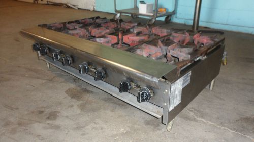 HD COMMERCIAL &#034;AMERICAN RANGE&#034; 8 BURNER NATURAL GAS COUNTER TOP RANGE/STOVE