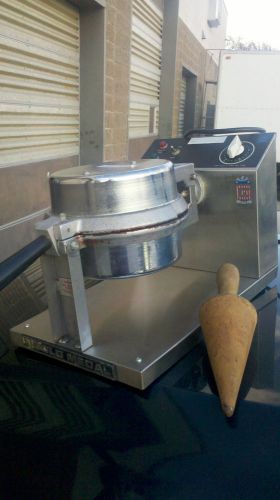 GOLD MEDAL GIANT WAFFLE CONE BAKER MACHINE MAKER restaurant