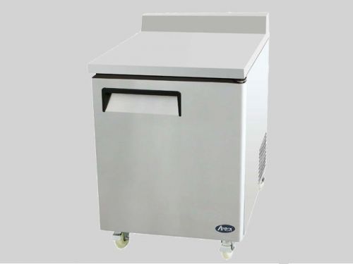 One door undercounter refrigerator