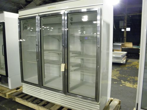 HUSSMANN UMM3BSO THREE DOOR REFRIGERATED DAIRY DELI MEAT MERCHANDISE DISPLAY