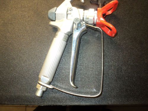 Graco sg2 243161 Spray Gun 515 Tip Brand New