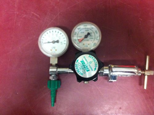 LOT OF 5 VICTOR OXYGEN GAS REGULATORS