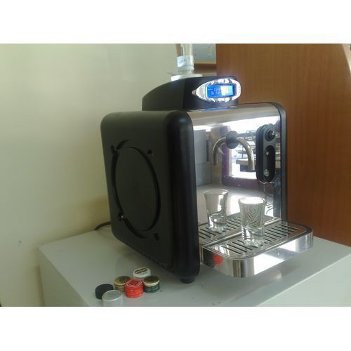 IcyShot INSTANT Liquor Chiller and Dispenser..