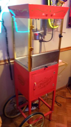 OLD FASHIONED POPCORN MACHINE ON WHEELS