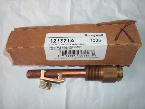 1/2&#034; HONEYWELL 121371A  AQUASTAT COPPER TEMPERATURE WELL 1336           001