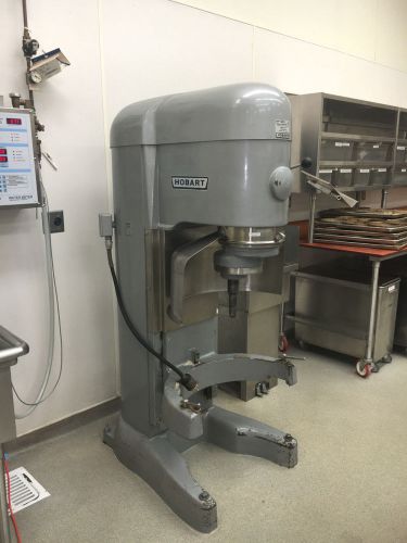 Hobart v-1401 140 quart mixer for sale