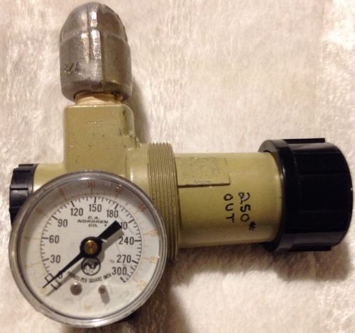 NORGREN, PRESSURE REGULATOR, MODEL R12-400-RGLA, IN-300 PSIG MAX- OUT-125 PSIG