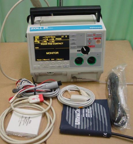 Zoll M Series Monitor Pacing Biphasic 3 Lead ECG SpO2 NIBP ETCO2 Analyze AED 162