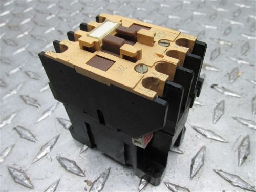 ALLEN BRADLEY CAT 700-F220A1 SER B ELECTRICAL CONTACTOR